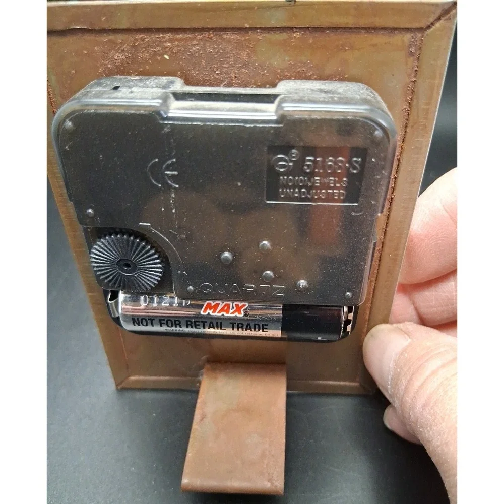 Vintage Motorcycle Sales Repairs Indian Gasoline‎ Table Clock